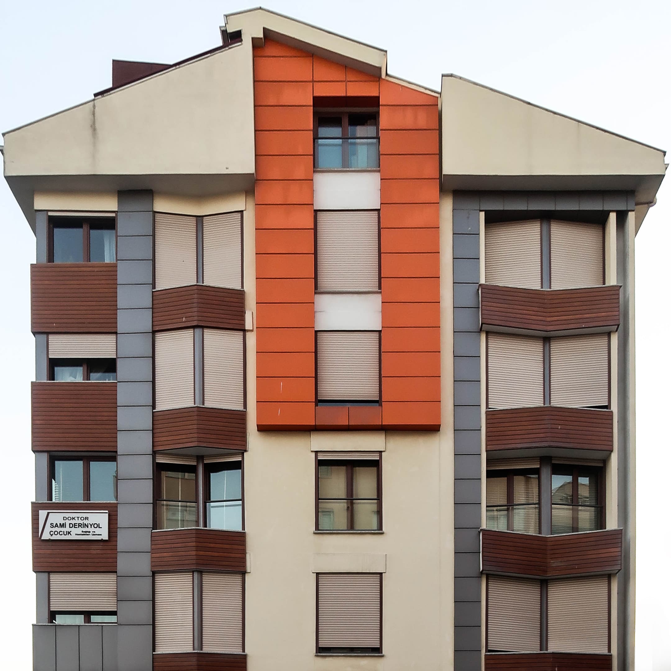 Cover image for Sevim Yolcu Apartmanı